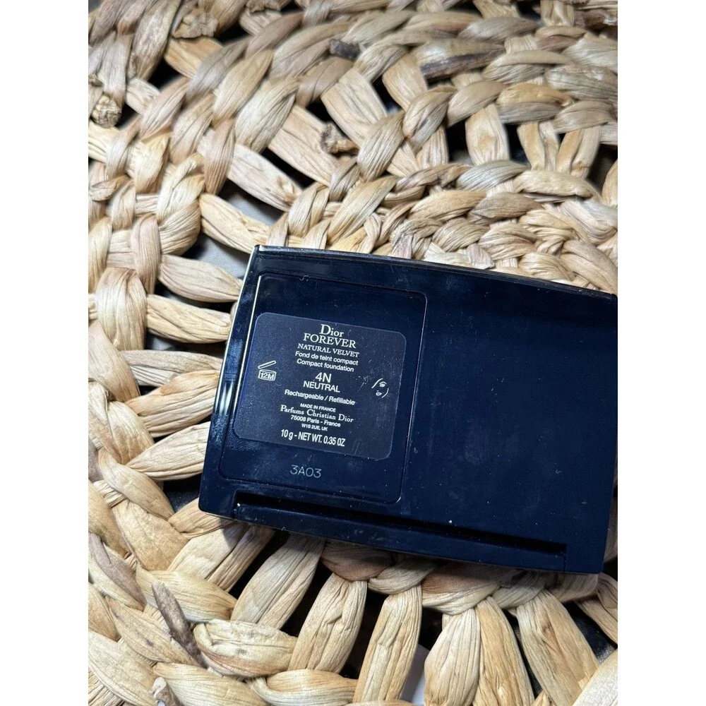 DIOR Forever Natural Velvet Transfer-Proof Compact Foundation/Shade 4N